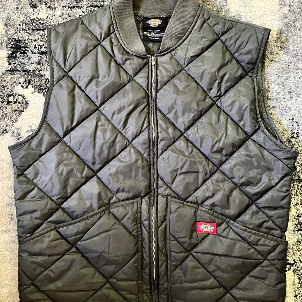 Dickies Diamond Quilted Vest Mens Size Medium - Gray